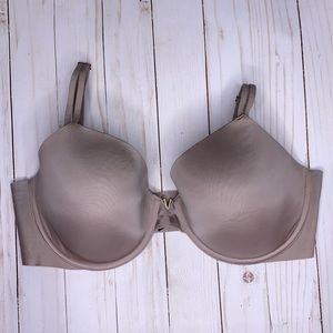 Victoria’s Secret illusion line perfect coverage bra size 36DD